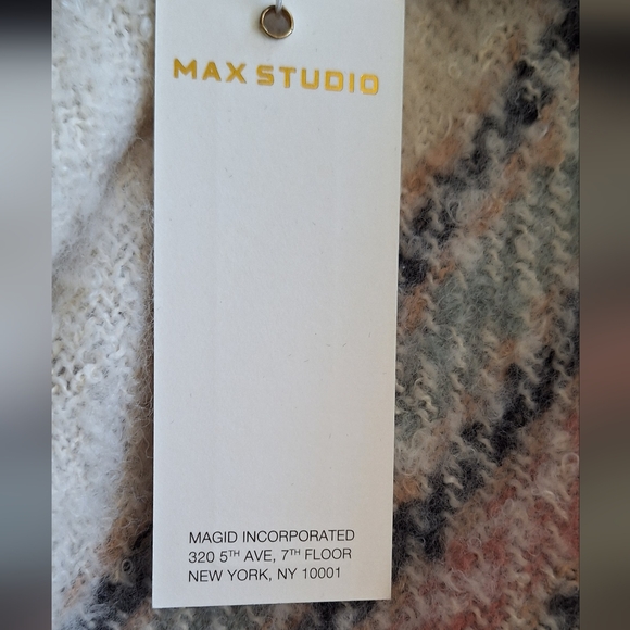 Max Studio Plaid Poncho OS - Picture 4 of 5